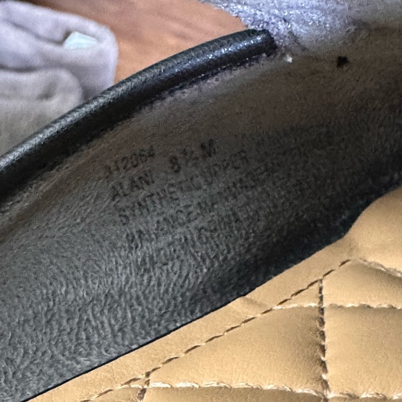 Mules - Picture 8 of 8